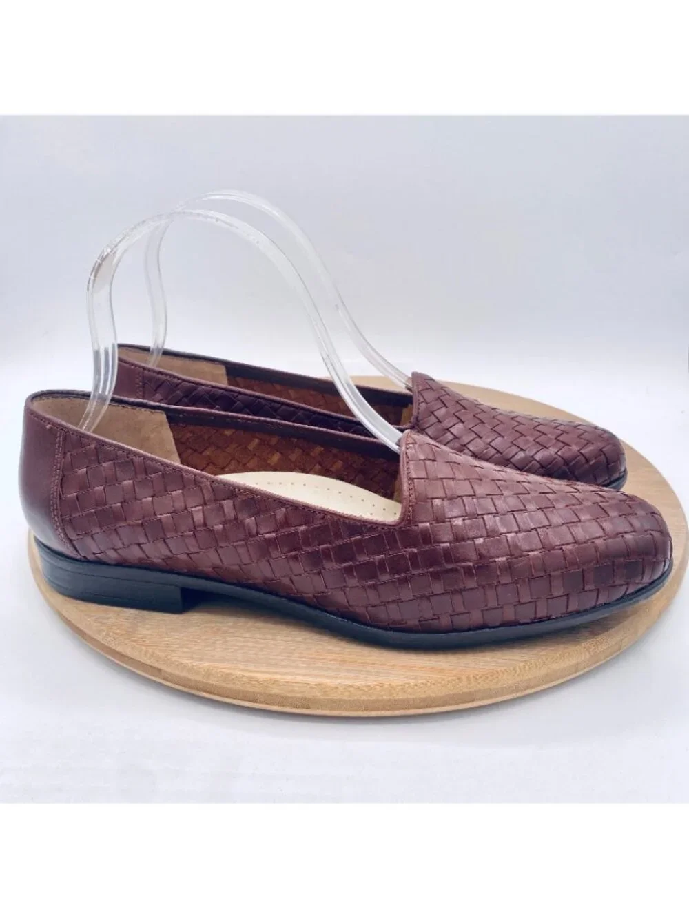 Vintage G H Bass Sunjuns Shoes 9 Brown Woven Leather Loafer Flats Minimalist